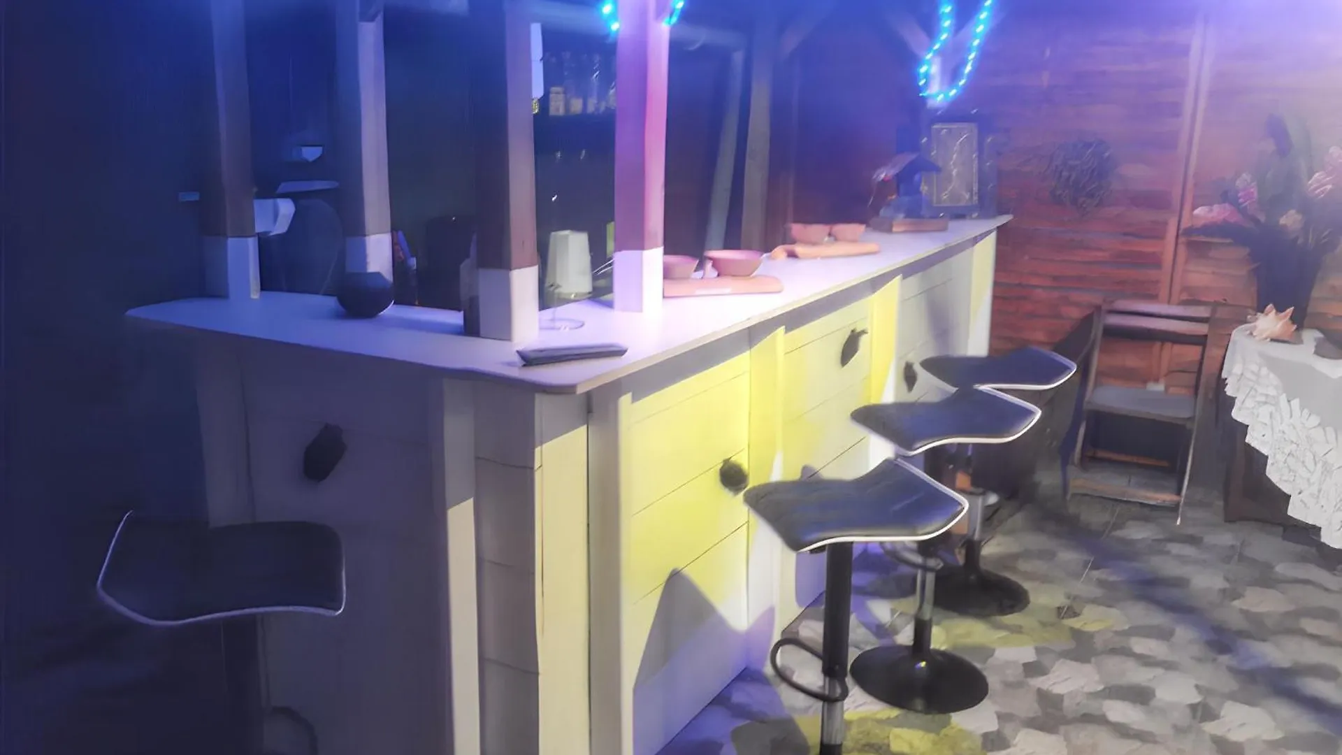 Charmante Maison A Sainte-Rose Avec Jacuzzi Et Piscine 0*,  Guadalupe